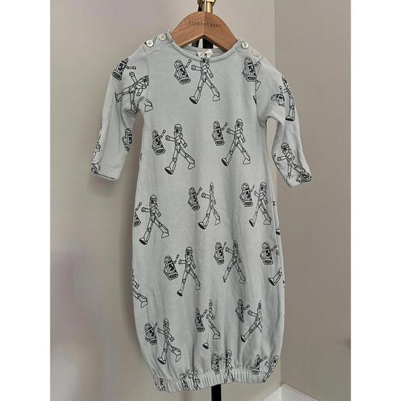 Kate Quinn Other - Kate Quinn Star Wars Baby Gown/Sleep Bag